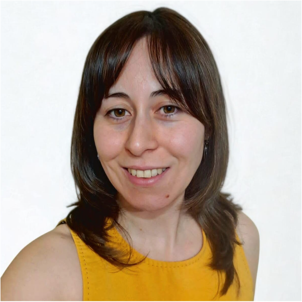YARELA BENITA REYES CISTERNAS